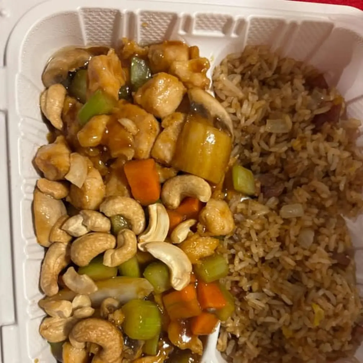 L. Sweet & Sour Chicken / 甜酸雞